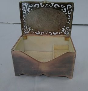 💕Jewelry Box T R GoldTone Engravings "Love Alyssa's" Gold Tone